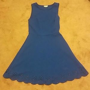 Scalloped bottom blue sundress with cutout design